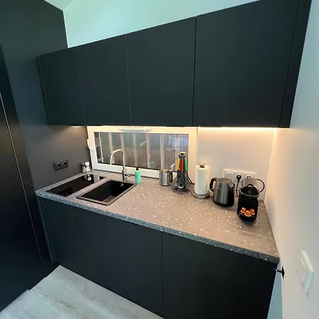 Amsterdam House *