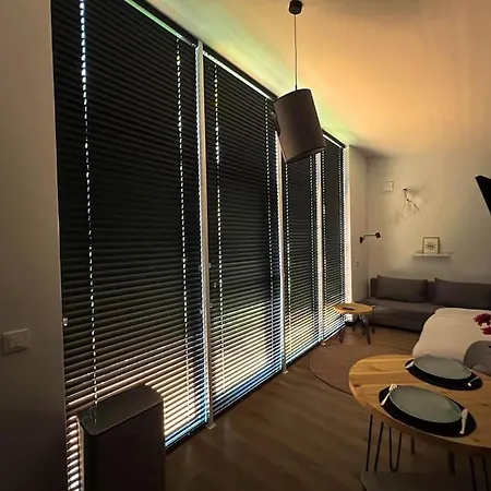 Amsterdam House بيت للعطل *