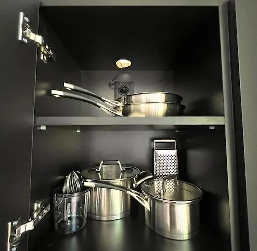 Amsterdam House 펜션 *